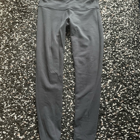 Reversible lululemon leggings - Picture 4 of 5